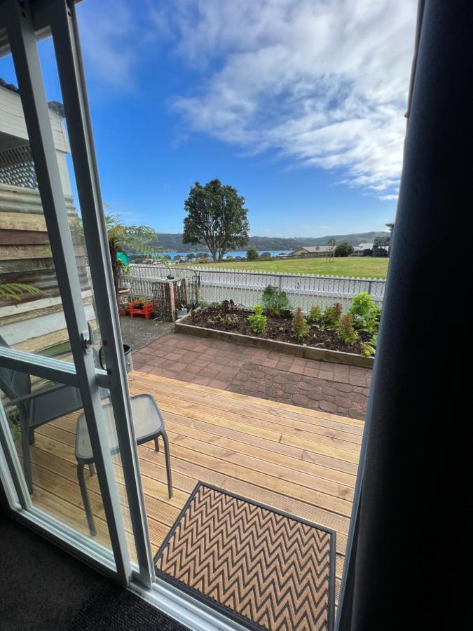Raglan Seaview Cabin Екстериор снимка